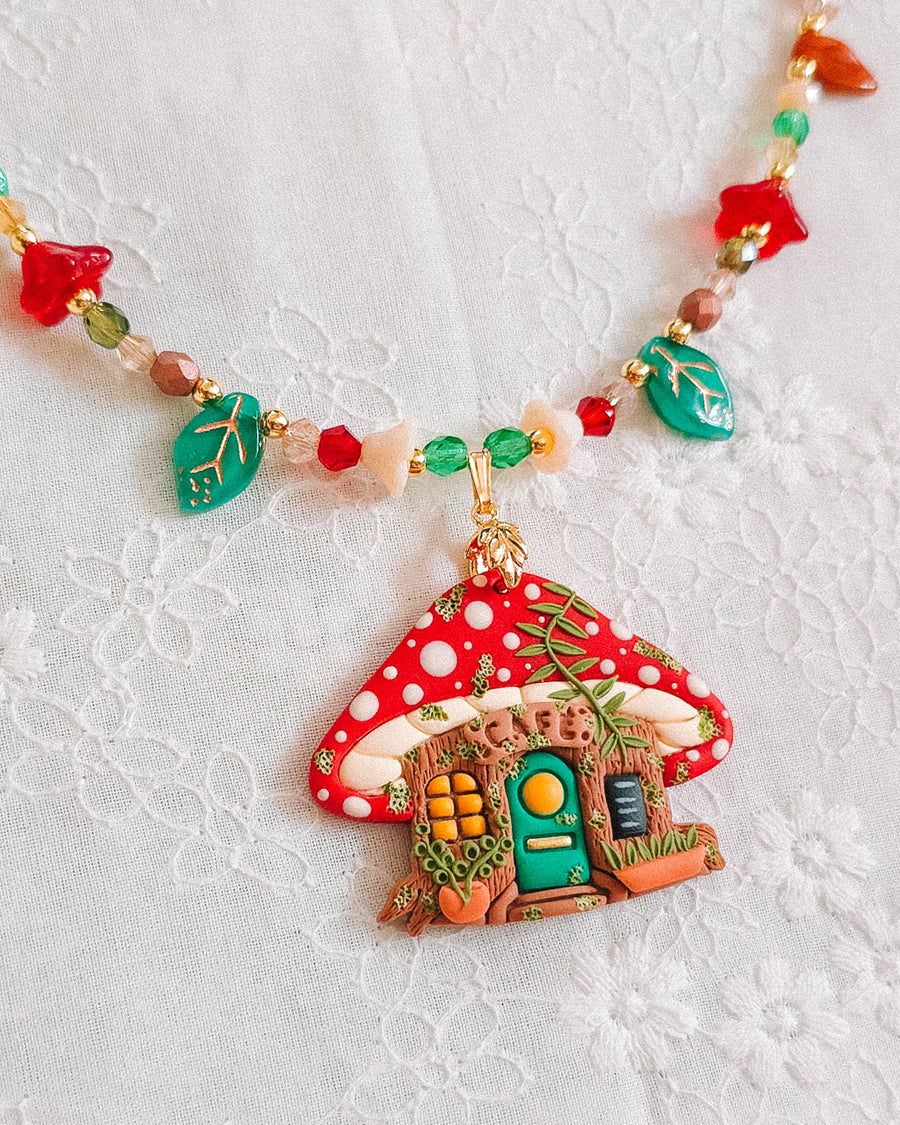 Mushroom Café Glass Beaded Chain Necklace