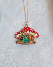 Mushroom Café Pendant & Chain Necklace