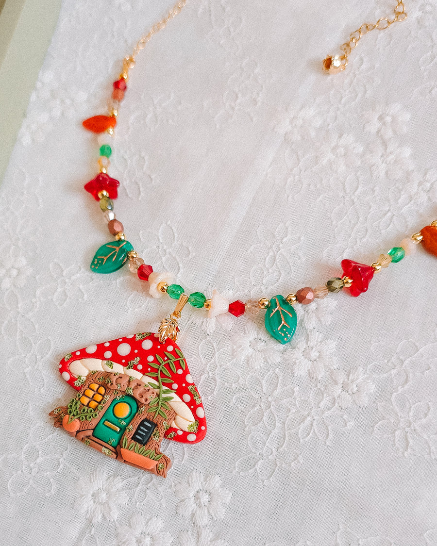 Mushroom Café Glass Beaded Chain Necklace