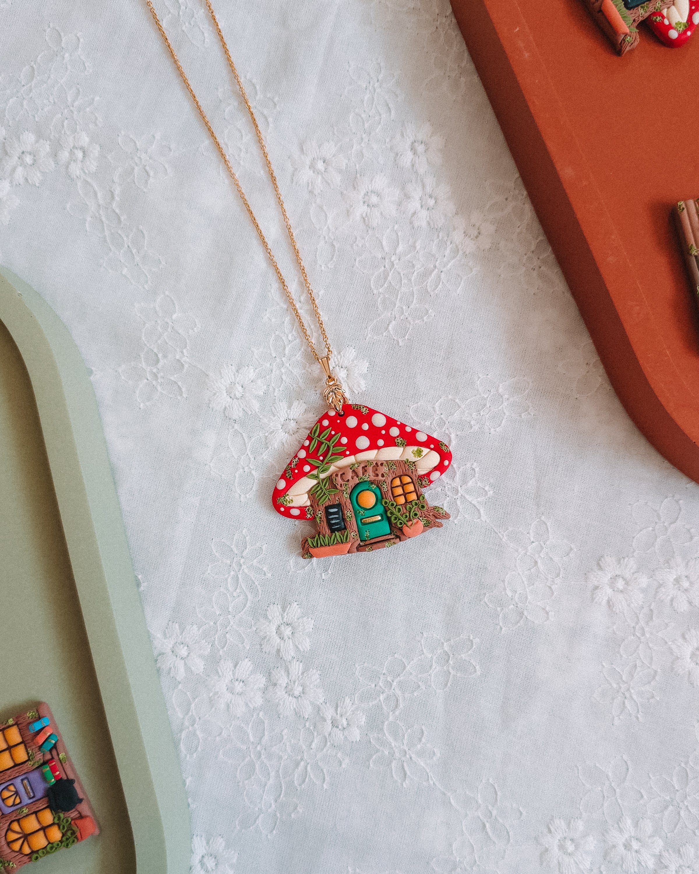 Mushroom Café Pendant & Chain Necklace